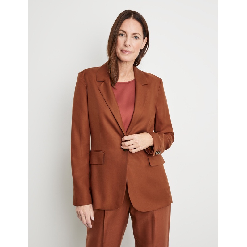 Classic Blazer Made Of Flowing Fabric