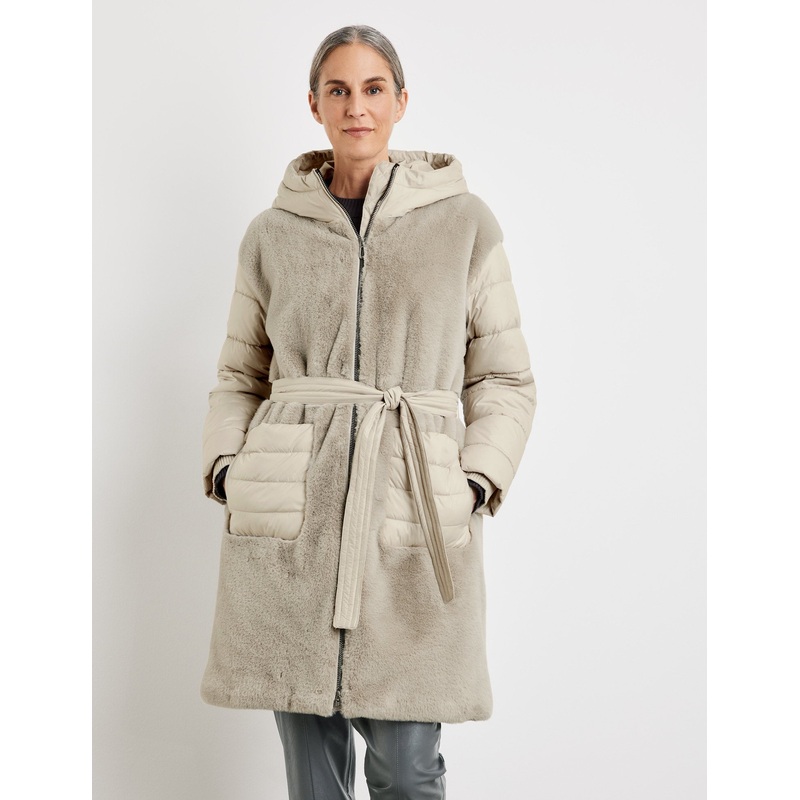 Fashionable Coat With Fabric Panelling