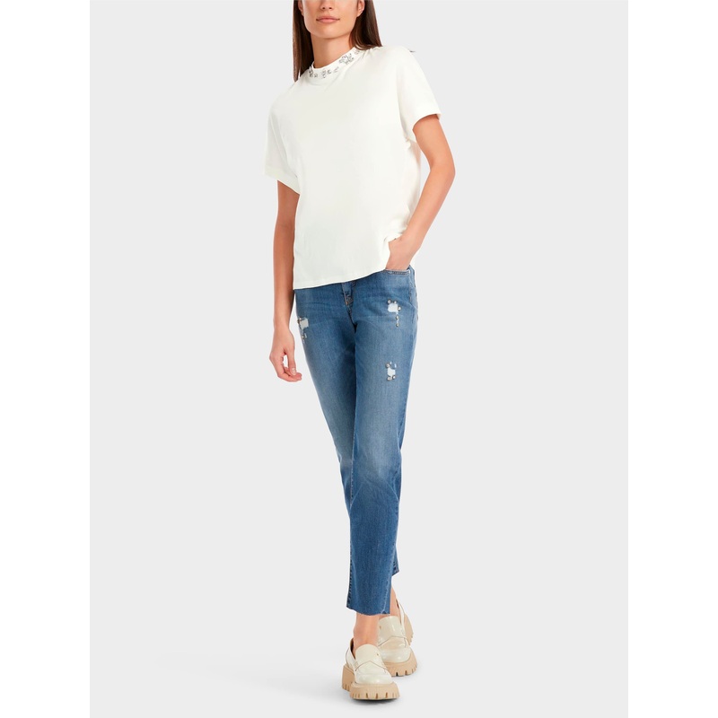 T-Shirt With Beaded Collar