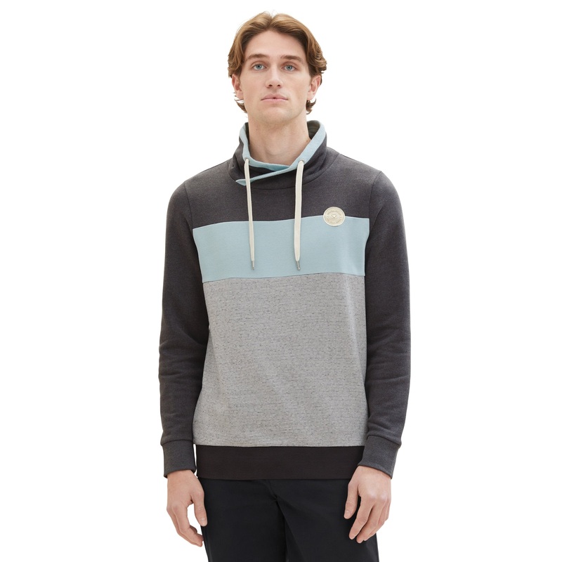 High Collar Hoodie With Color Block Design