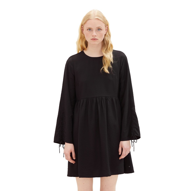 Loose Fit Short Dress With Adjustable Sleeves
