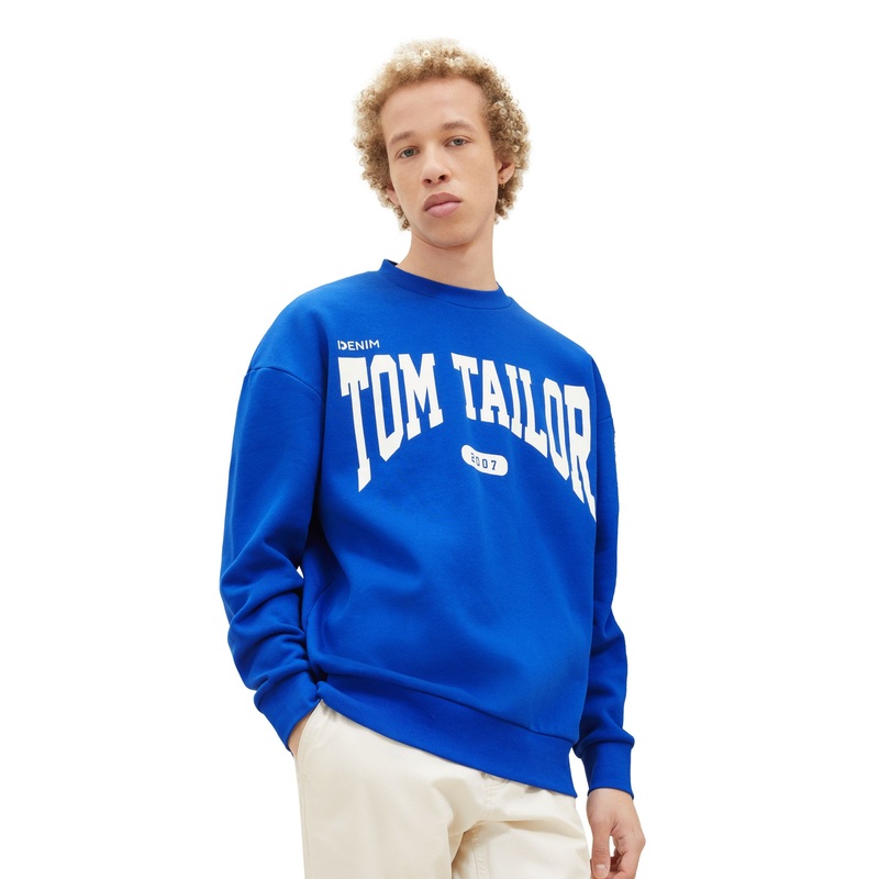 Relaxed Crew Neck Sweater