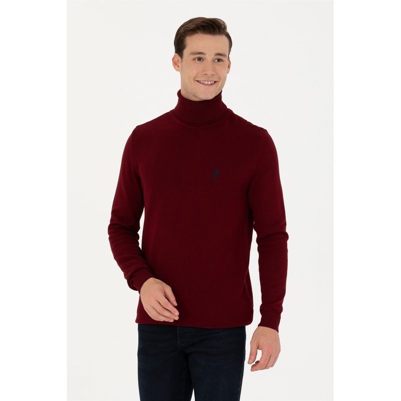 Red Pullover