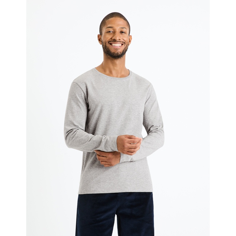 Long Sleeved Round Neck Slim Stretch Cotton T-Shirt