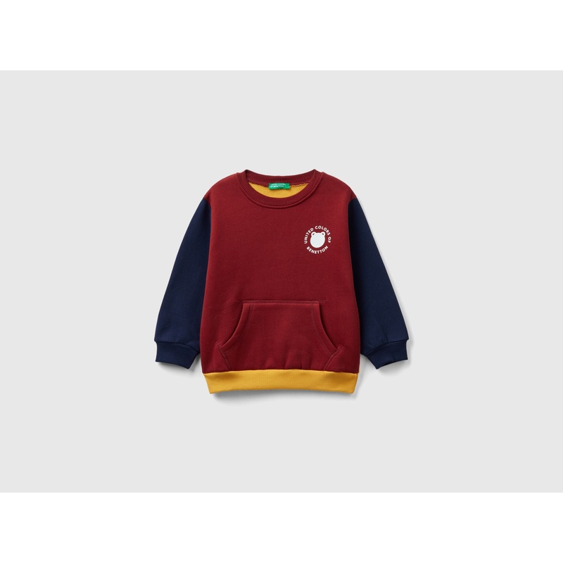 Warm Hoodie With Kangaroo Pocket