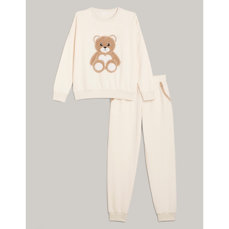 White Pyjamas