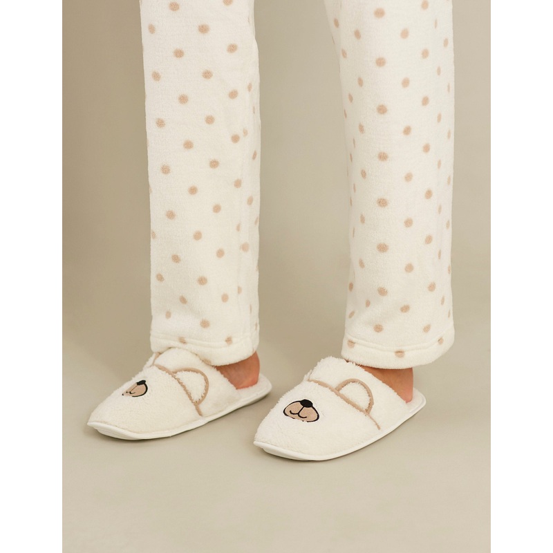 White Slippers