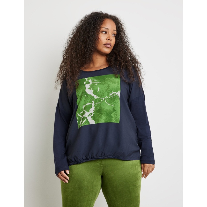 Blouse Top With An Elasticated Hem