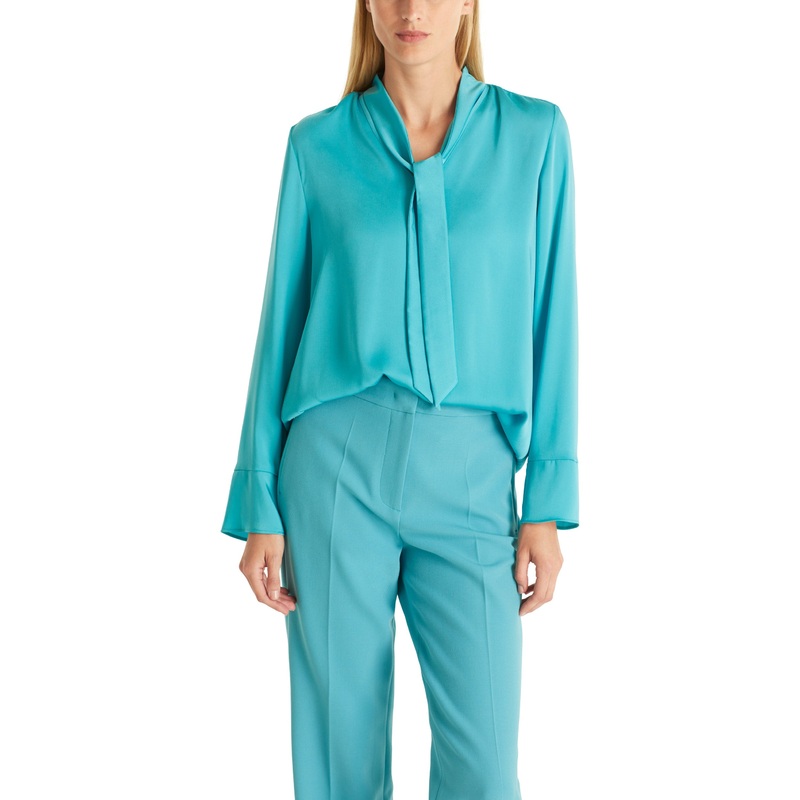 Blouse With A Bow