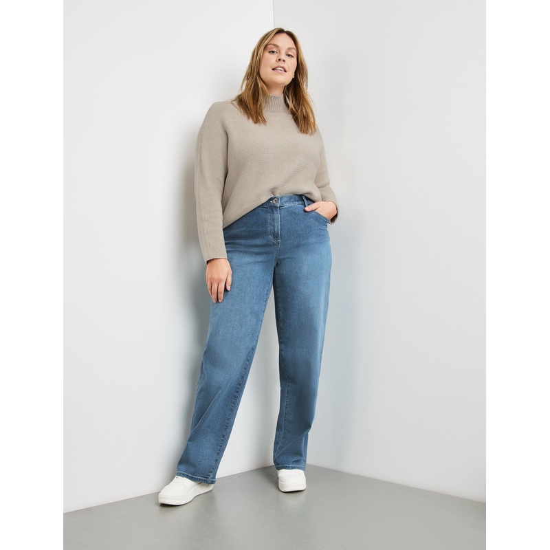 Carlotta Wide-Leg Jeans