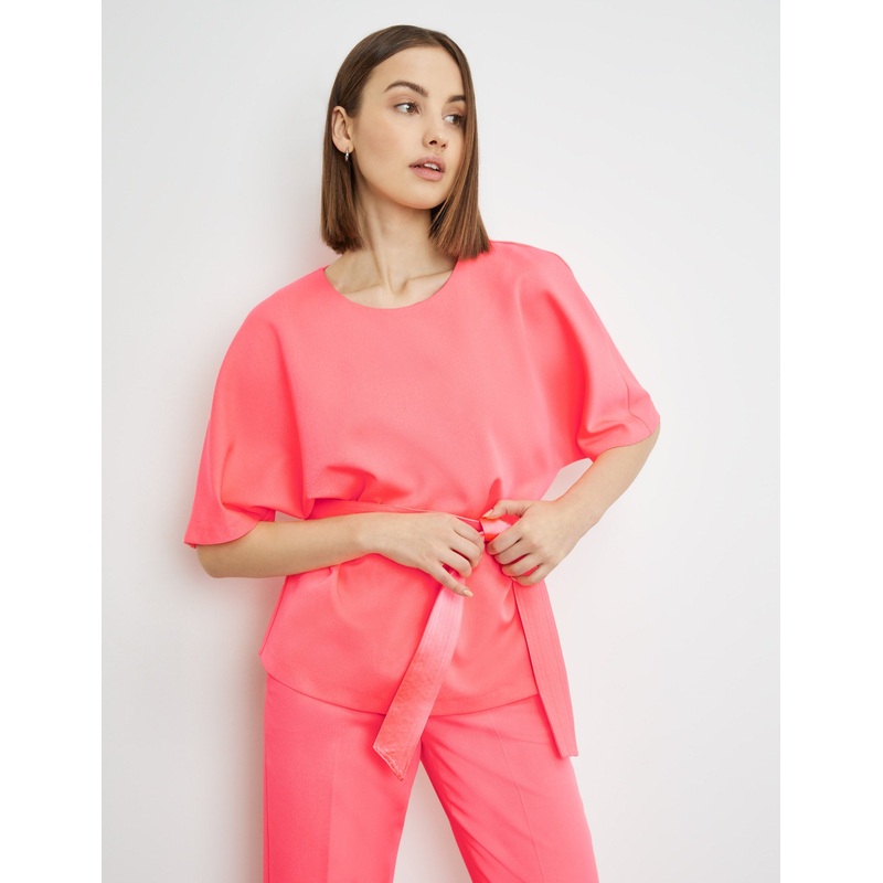 Flowing Blouse With Batwing Sleeves And A Tie-Around Belt