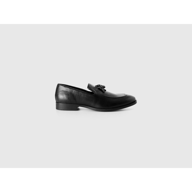 Moccasins With Tassels