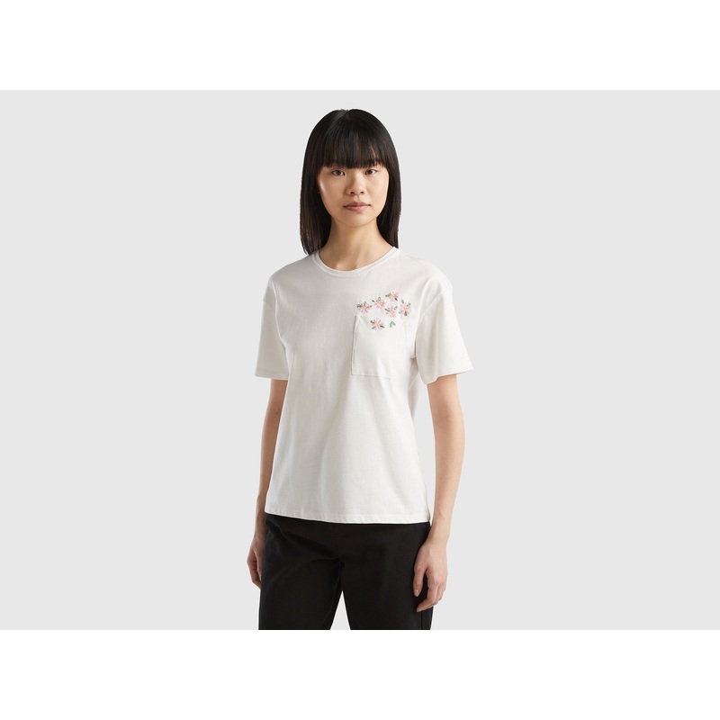 T-Shirt With Pocket And Embroidery
