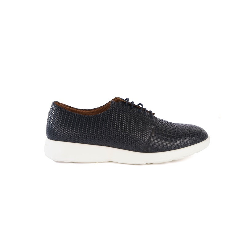 Black Sneaker Shoes