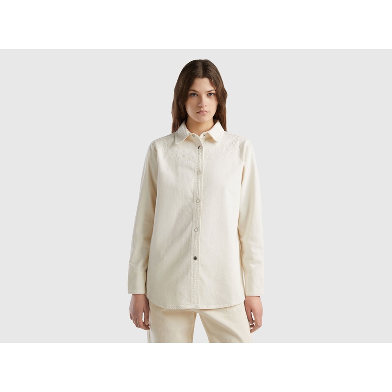 Oversized Shirt With Floral Embroidery