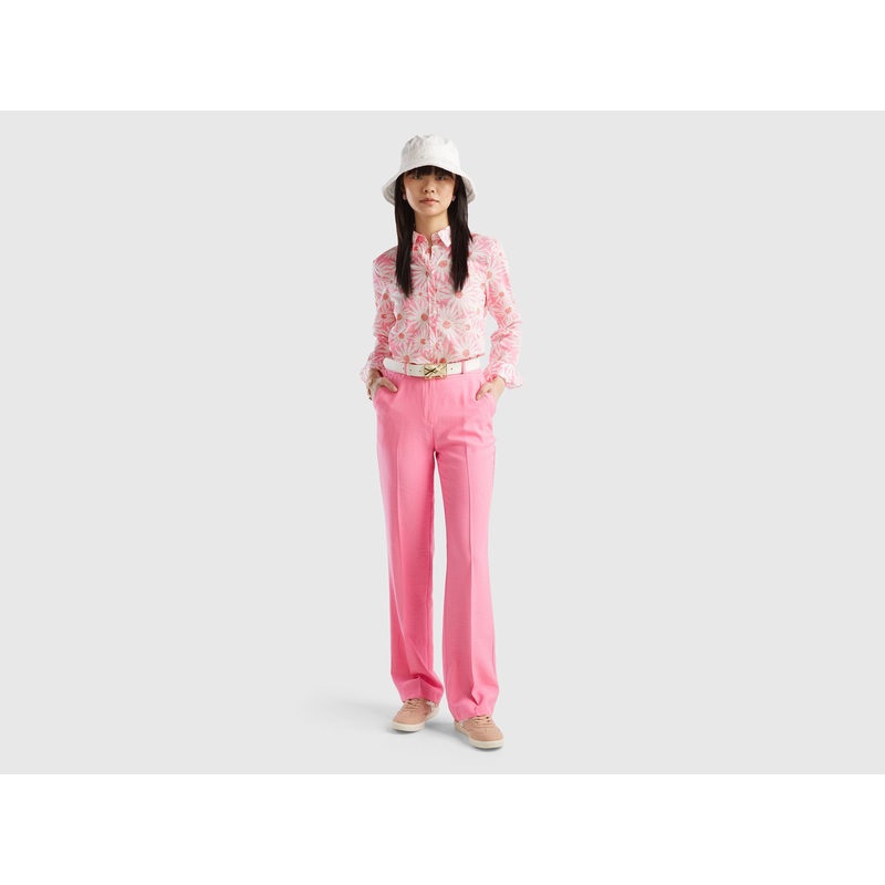 Straight Leg Trousers With Crease