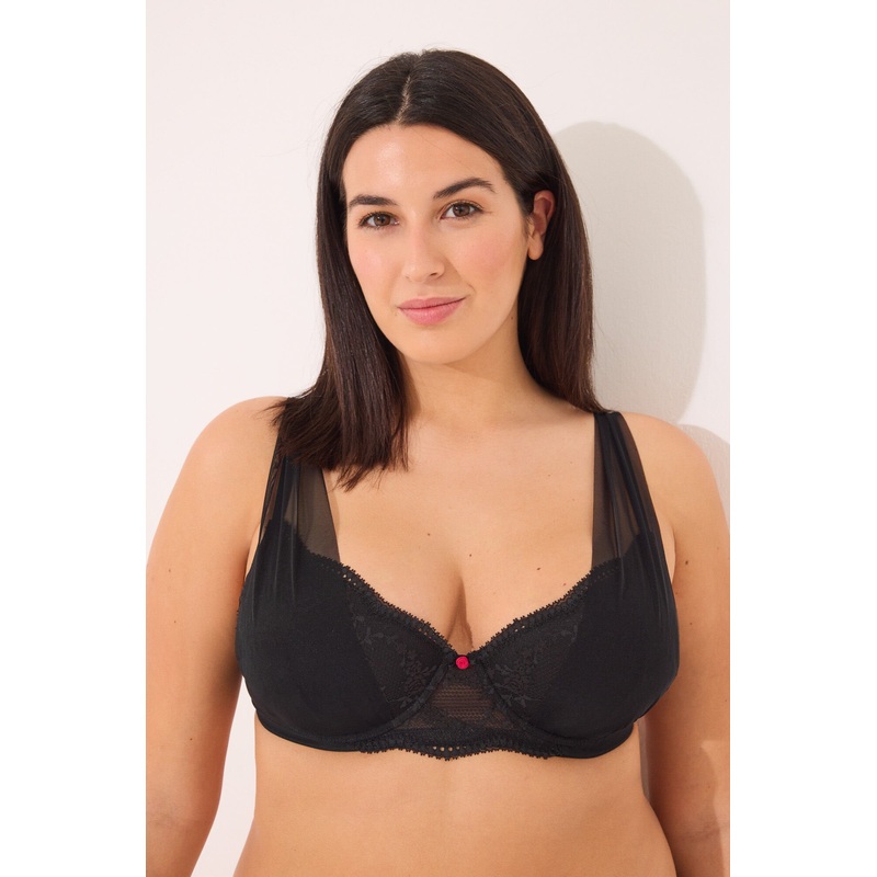 BEAUTIFUL Classic Black Lace Bra in Different Cup Sizes