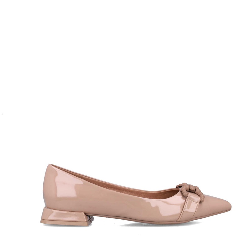 Nude Flats With Buckle