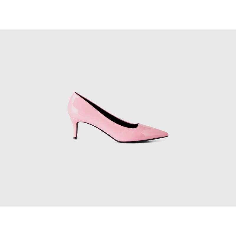 Pink Pumps With Patent Leather Heels