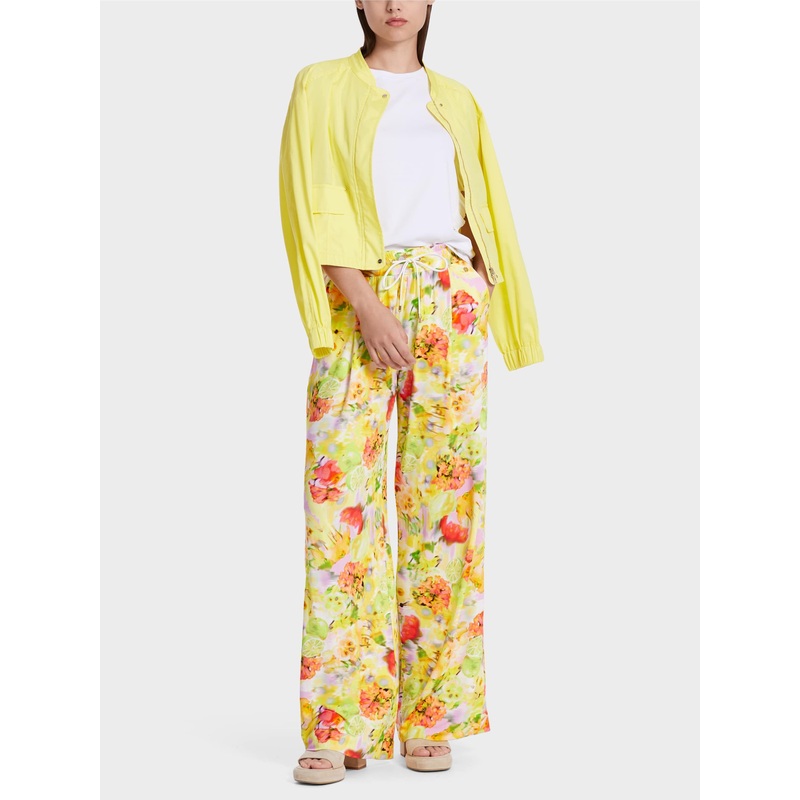 Wedi Pants In Floral Design