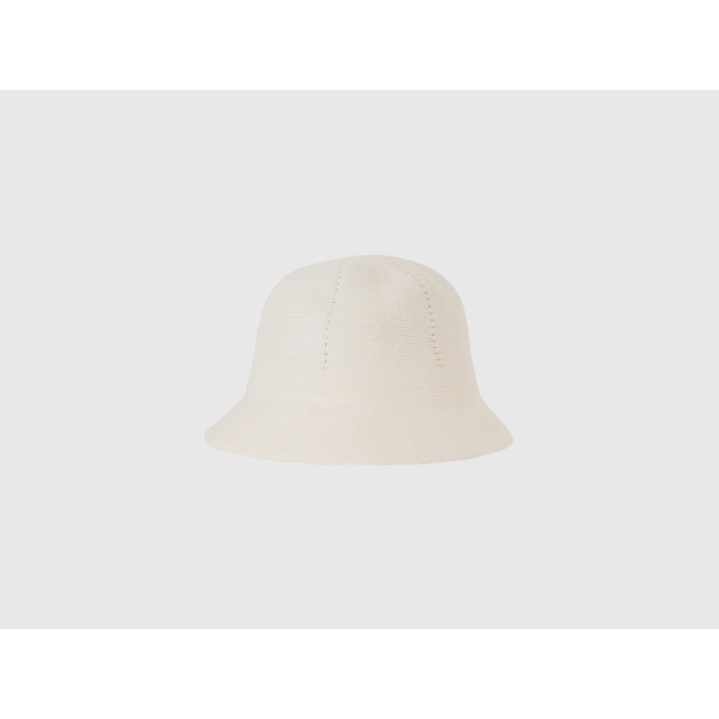 Bell Hat In Linen Blend