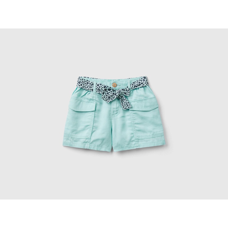 Flowy Bermudas With Sash