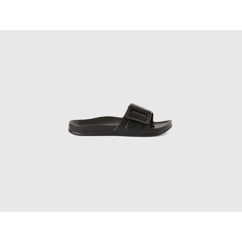 Sandals With Band And Buckle