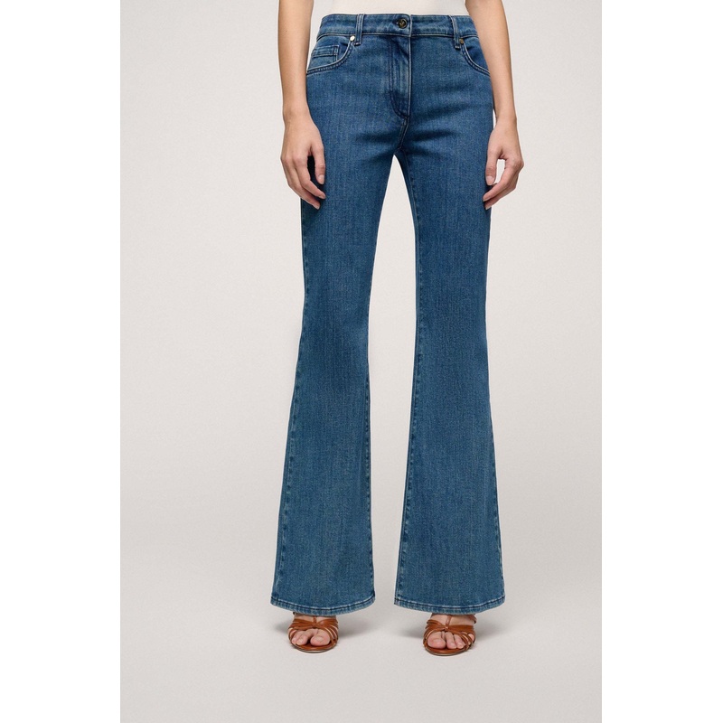 Slim Flared Jeans