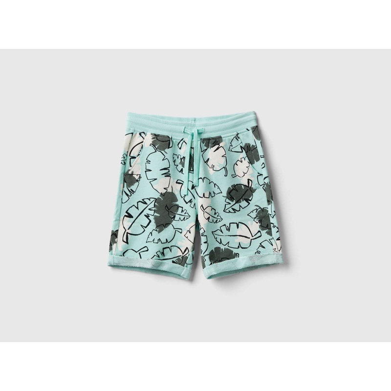 Bermudas With Exotic Print