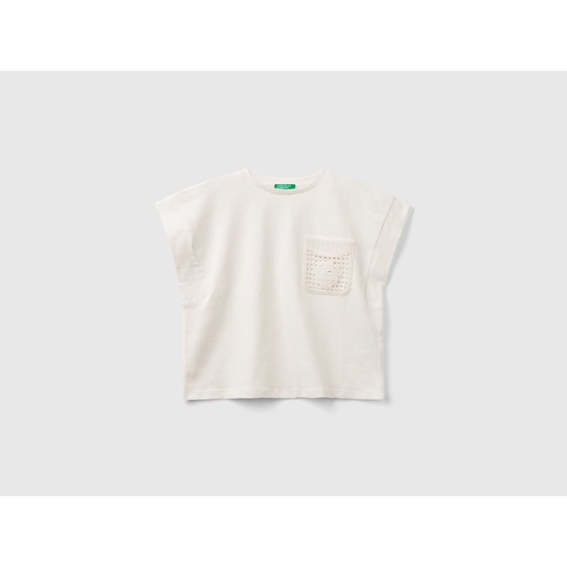 T-Shirt With Macram Patch