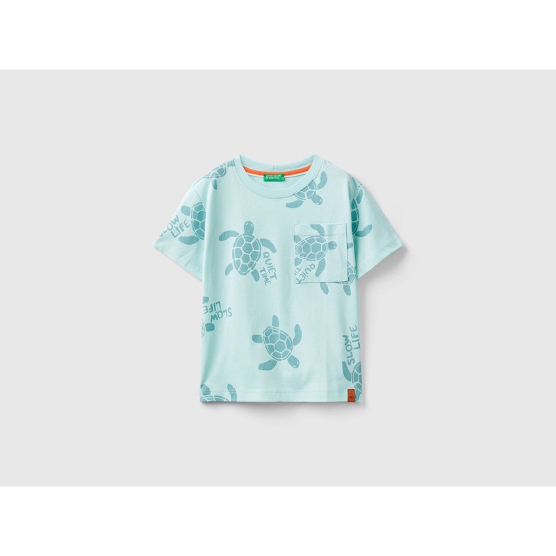 T-Shirt With Turtle Print