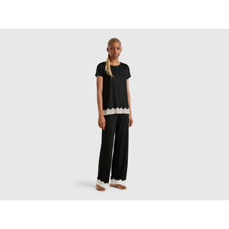 Flowy Trousers with Lace Details