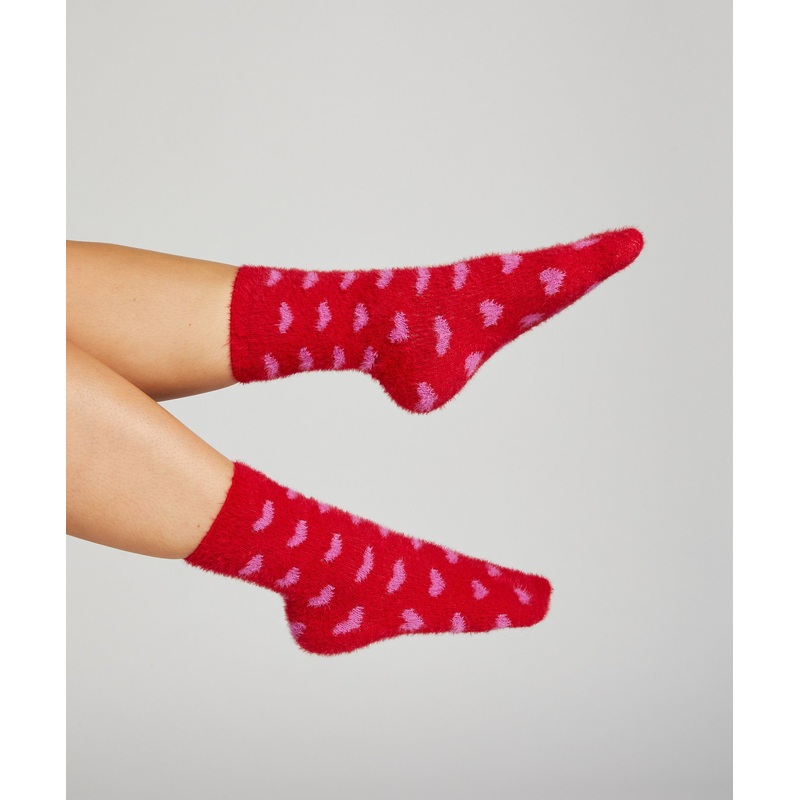 2P Contrast Heart Cosy Socks