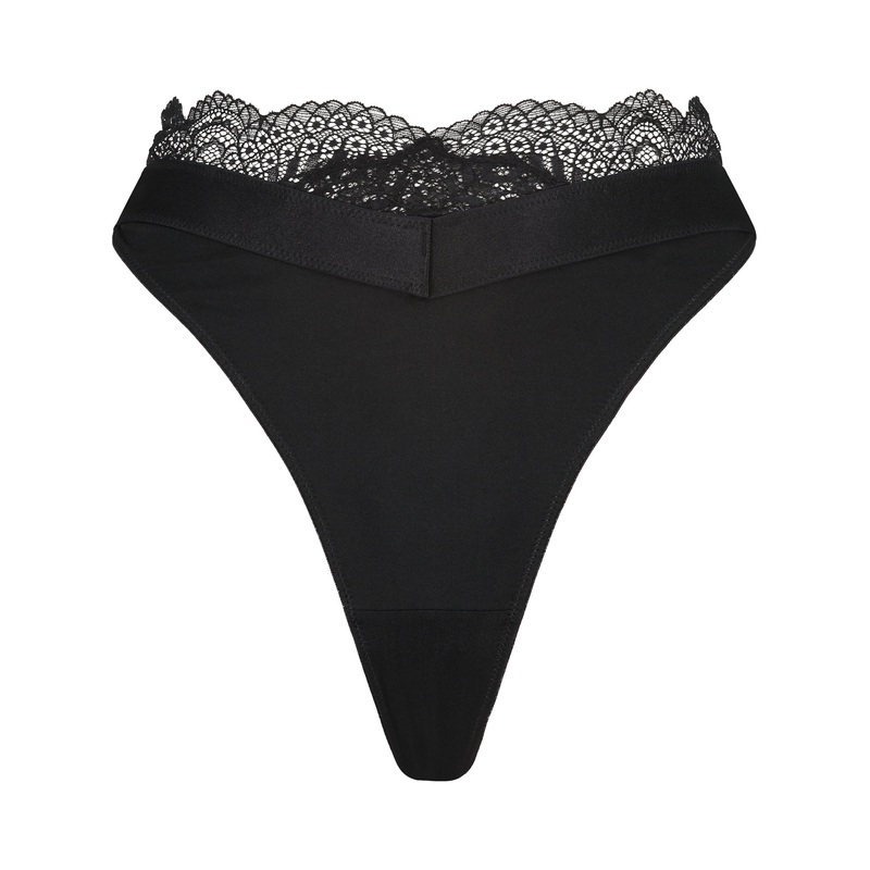 Cheyenna String R
