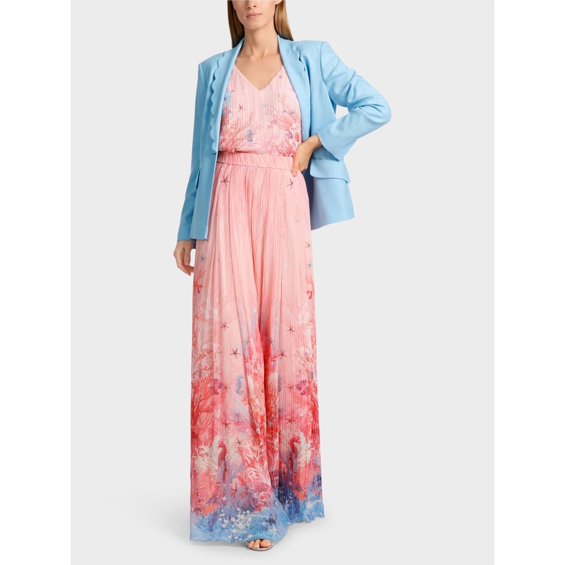 Model Winnipeg - Pleated Pants