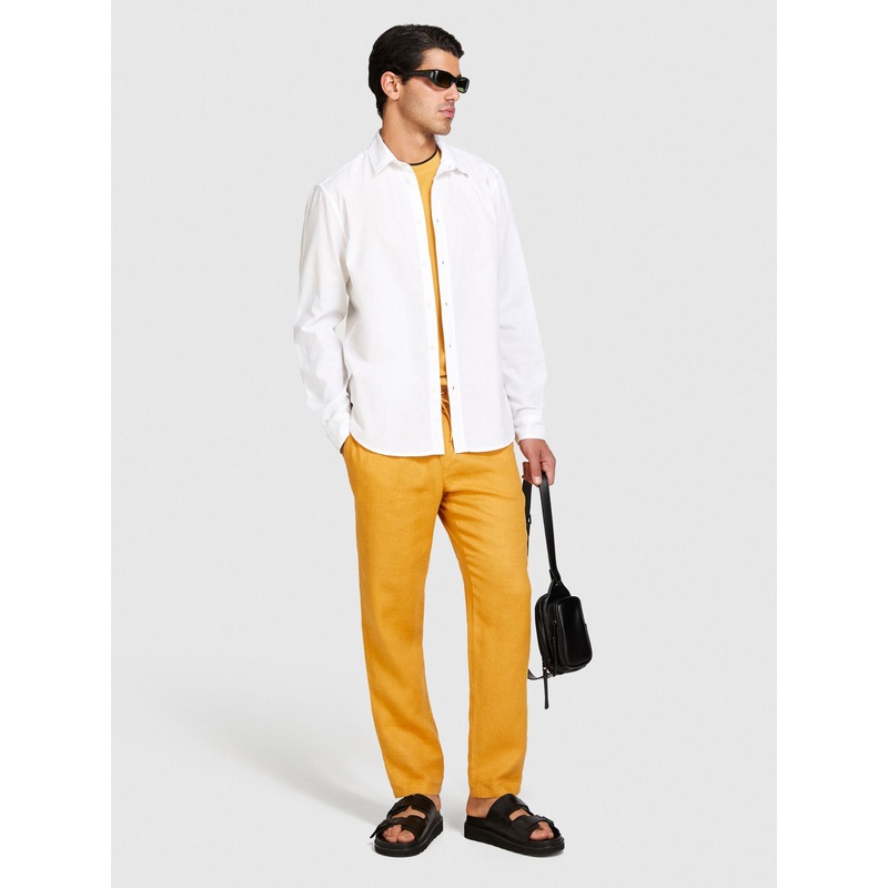 Shirt Made From Linen Blend