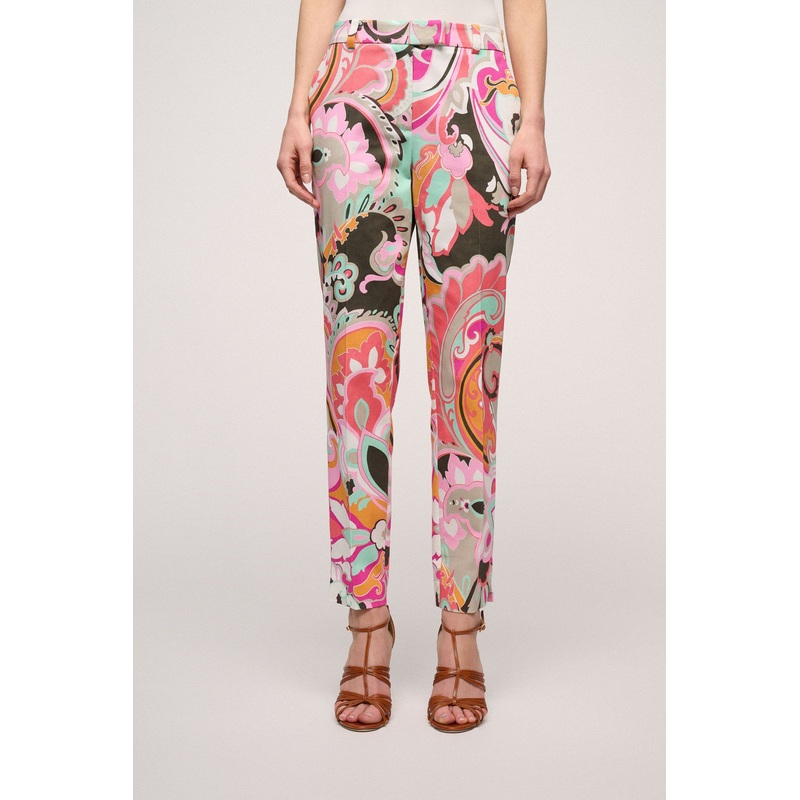 Adunata Paisley Capri Pants