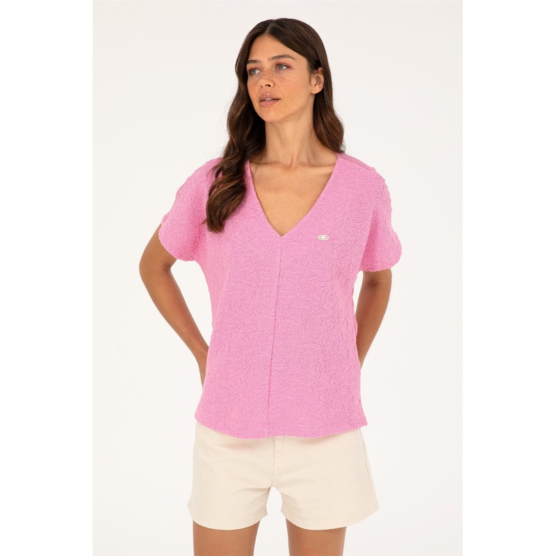 Pink T-Shirt With V-Neck