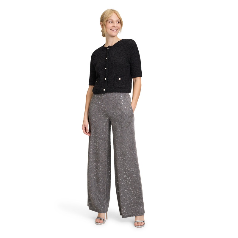 Modern Fit Trousers