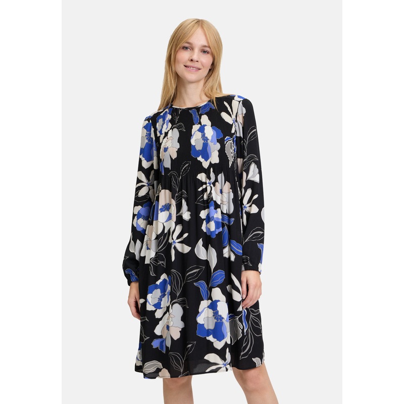 Plise Dress Long-Sleeved