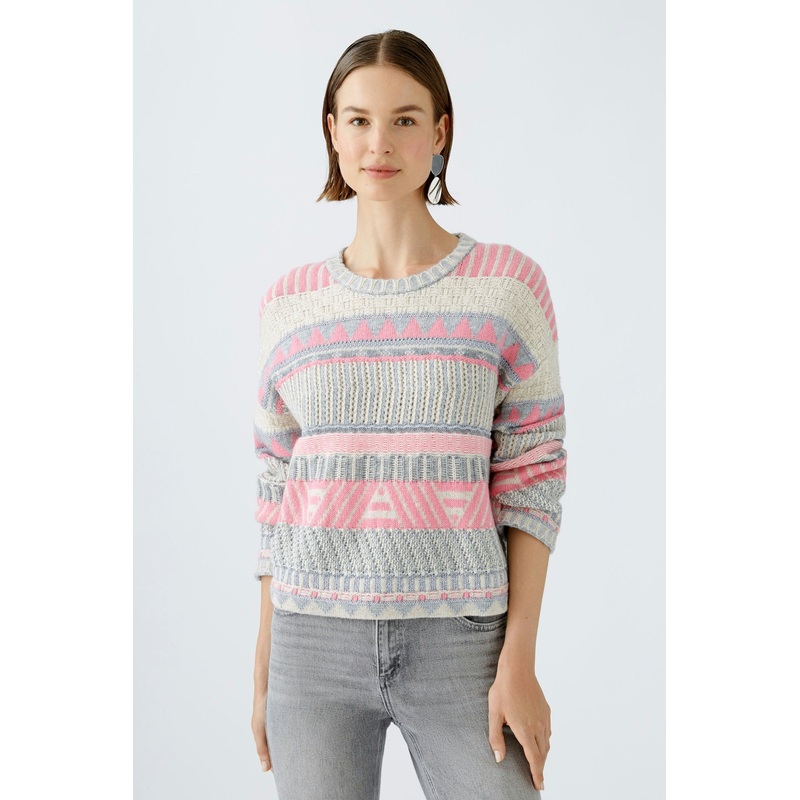Pullover With Bright Yarn