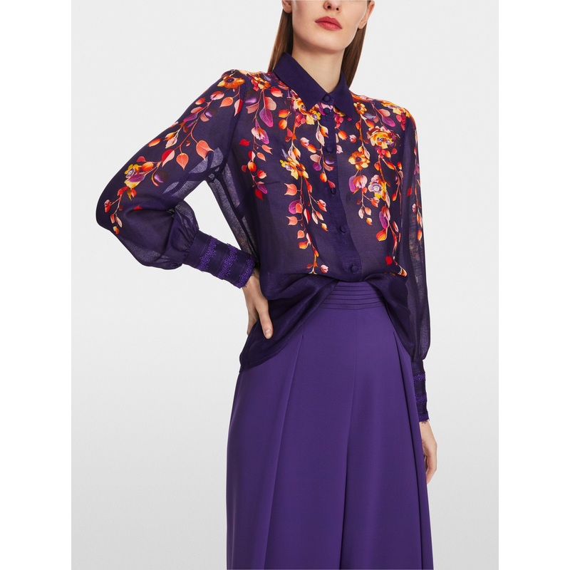 Elegant Blouse With Ai Floral Print
