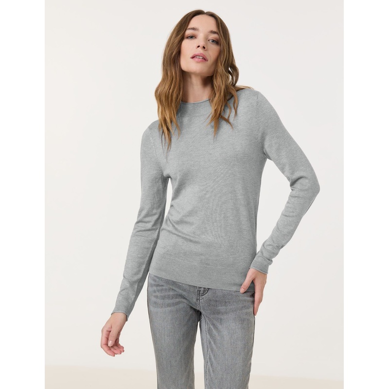 Basic Fine Knit Jumper With A Turtleneck