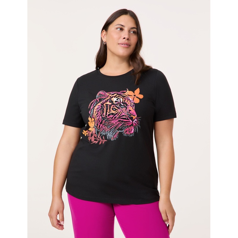T-Shirt With A Tiger's Head
