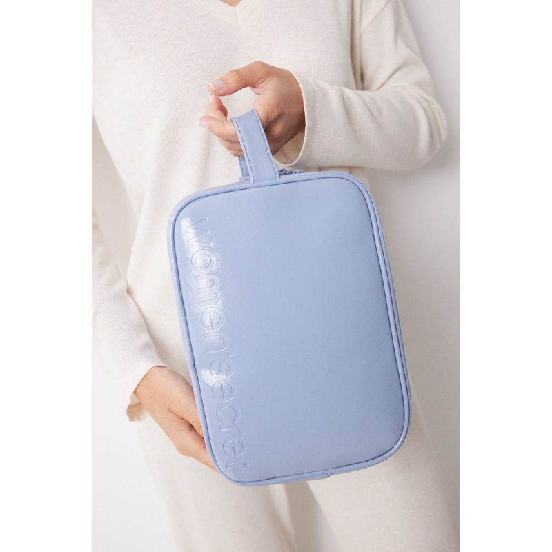 Big Blue Patent Leather Beauty Case