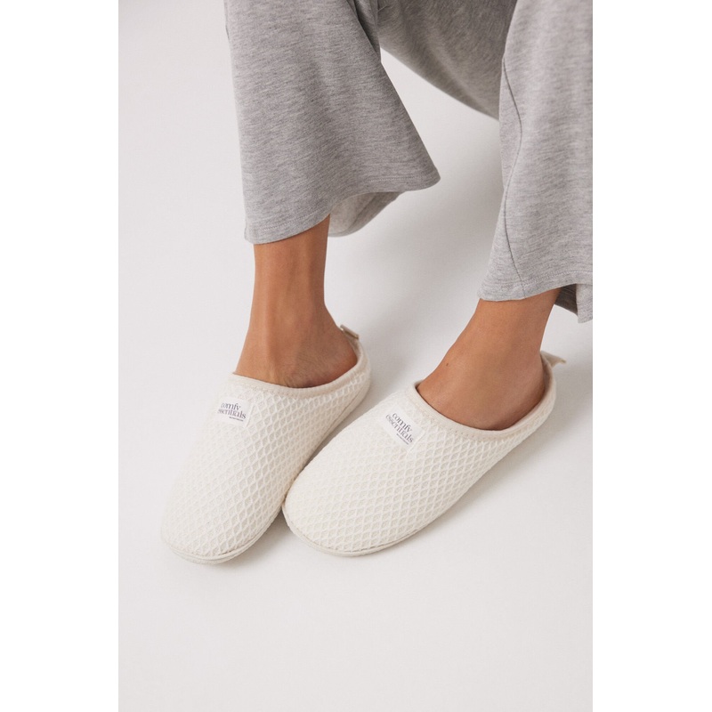 Ivory Chenilla House Slippers