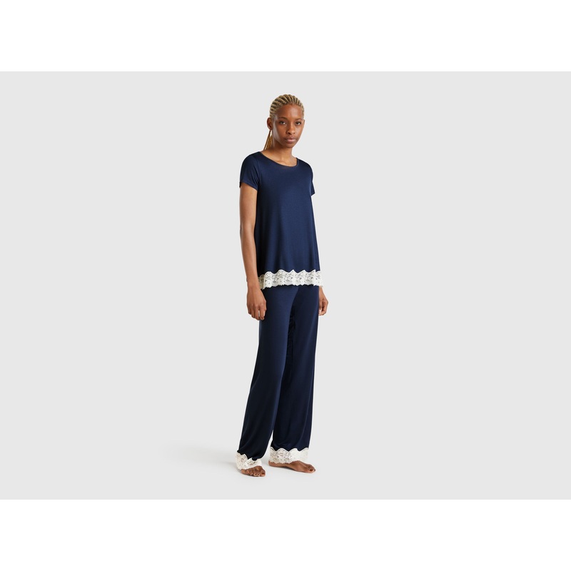 Flowy Trousers with Lace