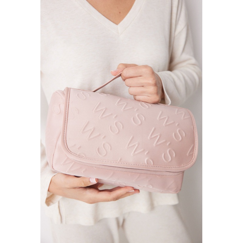 Large Beauty Case To Hang Pink Logo