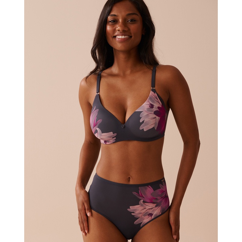 Lightly Lined Micro Wireless Sleek Back Bra in Different Cup Sizes