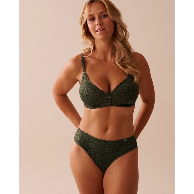Lightly Lined Sleek Back Wireless 2-Tone Lac Bra in Different Cup Sizes